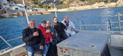 Et après le meeting aérien de l'année dernières qui avait salué une des premières sorties...Ce coup ci l'armée nous a envoyé les parachutistes ..