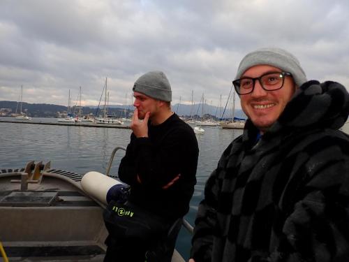 donc on était demain et on a plongé ce matin , mer calme et voilà les plongeurs