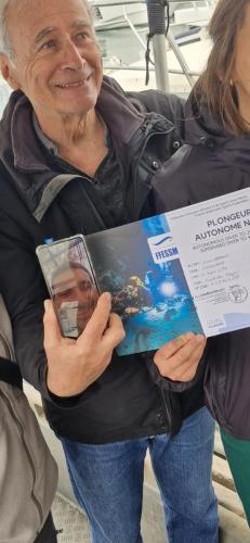 Et toujours sous la bienveillance de Laurent 